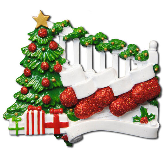 TT823-5 - Bannister with 5 Stockings Christmas Table Topper