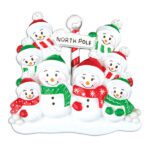 TT967-8 - TABLE TOPPERS-NORTH POLE FAMILY OF 8