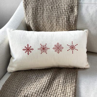 PXPIL010-CC - Snowflake / Natural Lumbar Pillow Cover